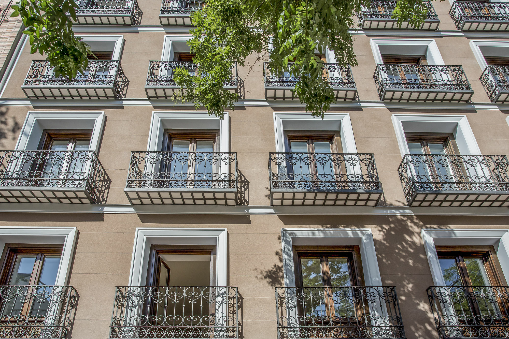 Slow Suites Luchana Madrid Exteriér fotografie